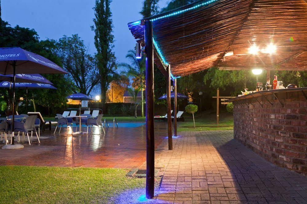 Oudtshoorn Inn Hotel Buitenkant foto